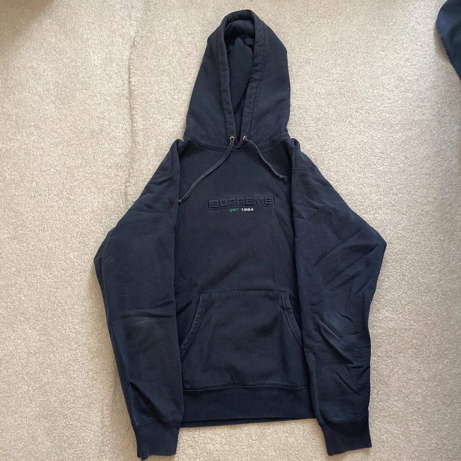 Sweat shirt à capuche logo en relief suprême (SS18) marine taille M