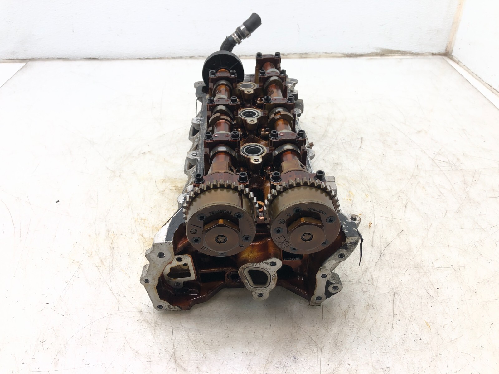 2014-2019 MASERATI GHIBLI SQ4 3.0L LEFT DRIVER SIDE CYLINDER HEAD W/ COVER OEM.