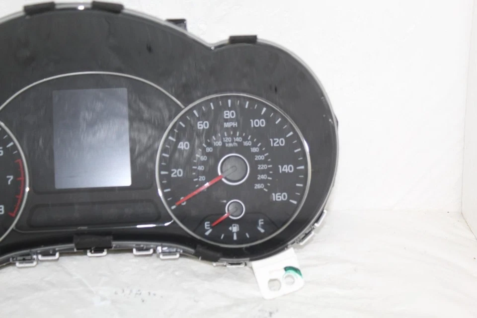 速度表仪表组仪表板仪表 2019 起亚 Forte 23,690 英里 — 第 3/4 张图片