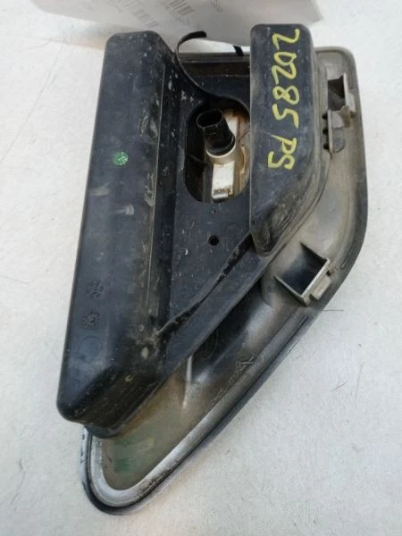 Land Rover LR2 2008 pasajero intermitente derecho bisel fabricante original usado probado  Foto 4 de 4