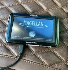 MAGELLAN ROADMATE 3030-LM Widescreen MAPS PORTABLE GPS UNIT 4.7"