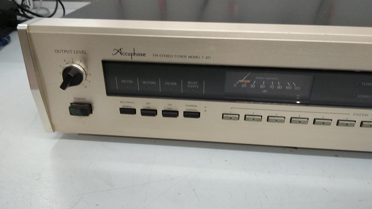 Accuphase T-107 vintage audio equipment - eBay listing photo 4