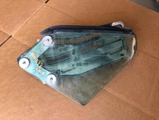 88-96 Jaguar XJS Convertible LH Left Rear Quarter Glass Assembly w Frame Mount