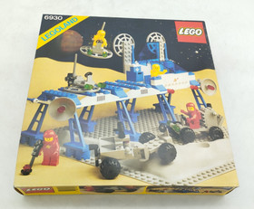 LEGO 6930 Space Supply Station MIB New Sealed Bags Good Classic Space 928 920