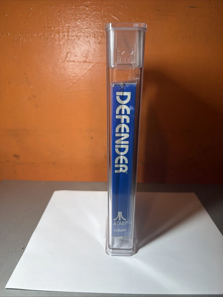 Defender (Atari 2600, 1982) Comic Book Hanger Box NEW SEALED WATA GRADED 9.4 - Image 2 of 4