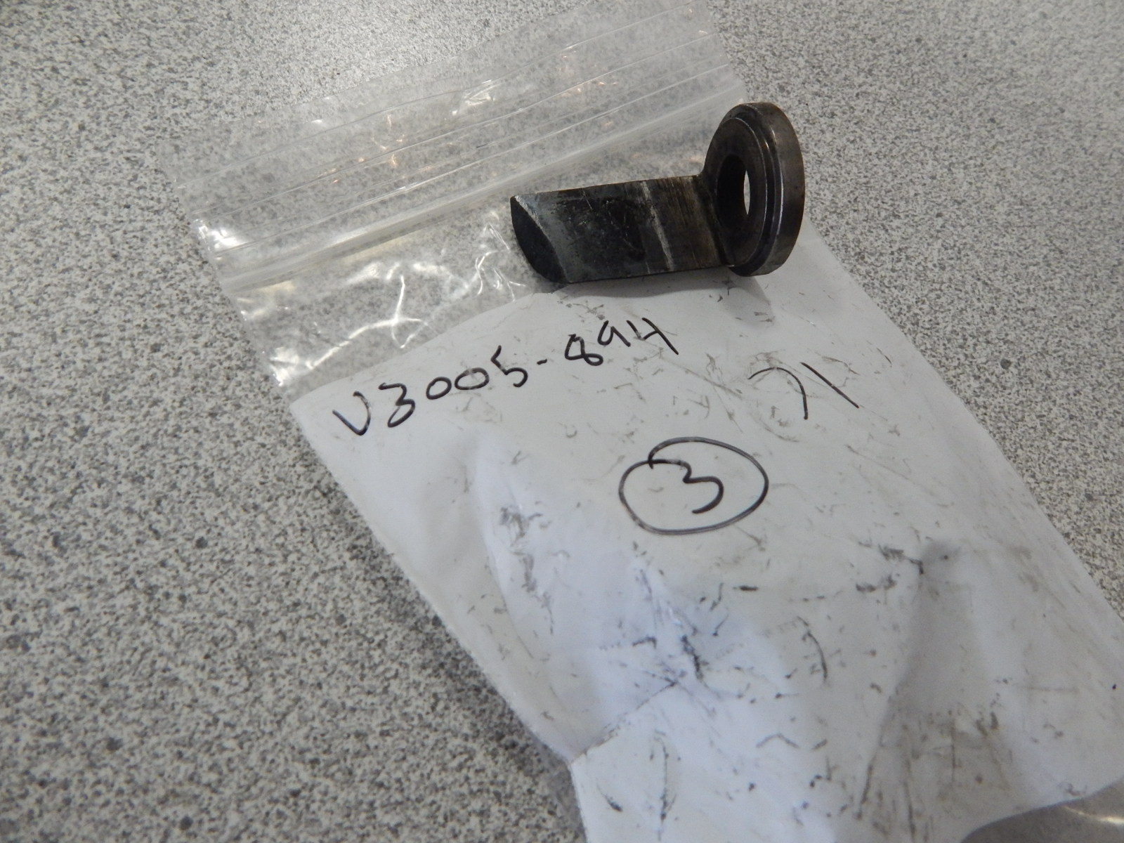 ARCTIC CAT SNOWMOBILE 20012002 TRIPLE 600 ZRT 600 EXHAUST VALVE GUIDE