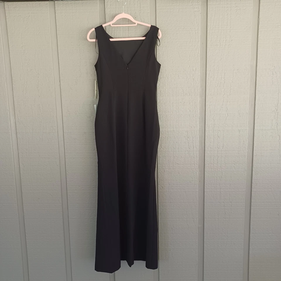 Vestido Vaina Eliza J Talla 8 Negro Volantes Frontal Plisado Cintura Frontal Abertura Cuello Barco Foto 4 de 4