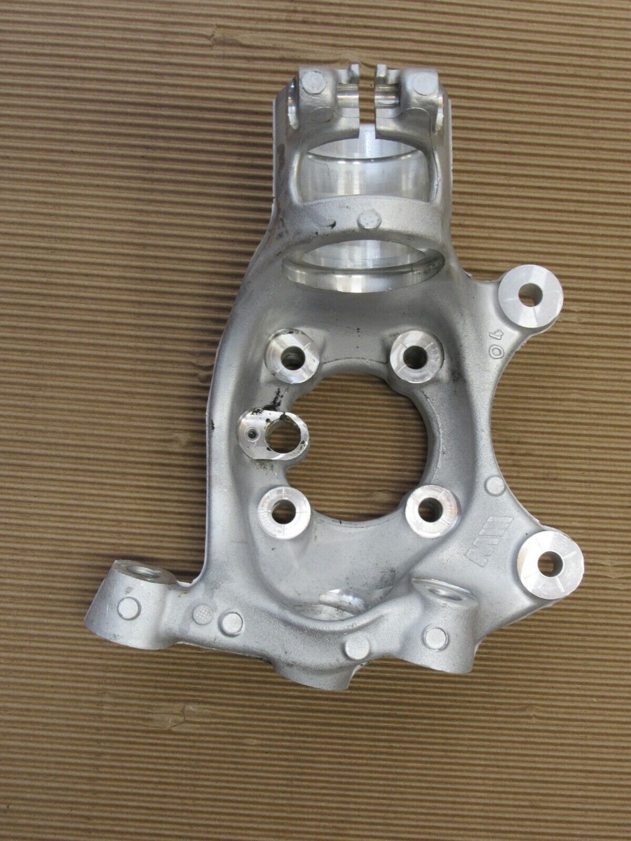 2008-2013 BMW E90 E92 E93 M3 FRONT RIGHT SIDE KNUCKLE CARRIER OEM  