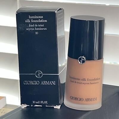 Giorgio Armani Luminous Silk foundation 10 30ml/1 Fl oz NIB