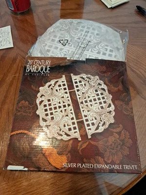 Vintage Godinger Silver Plated Expandable Trivet 20th Century Baroque New In Box