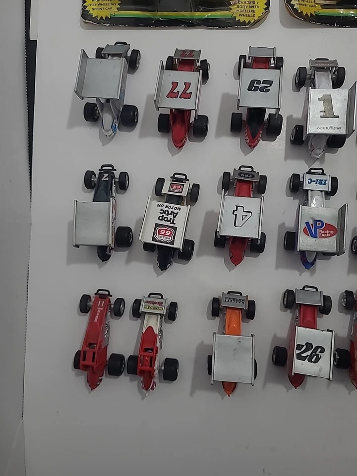 Large Lot Of Racing Champions World Of Outlaws Cars Lot Of 30+ Cars Some NiB - Image 4 of 4