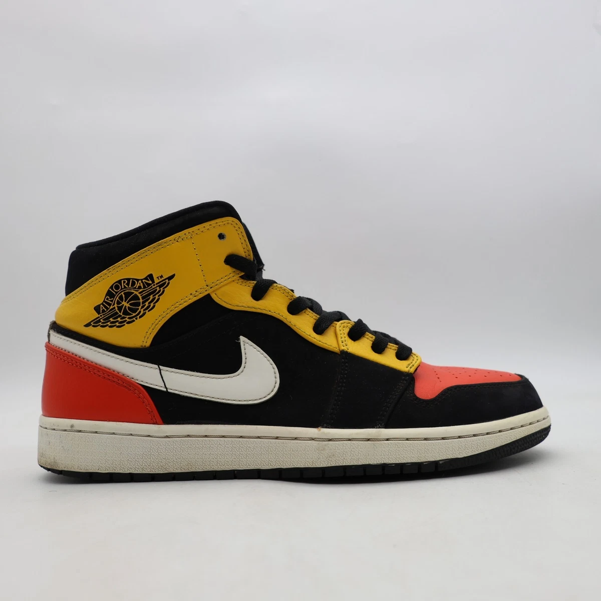 Jordan 1 SE Mid Amarillo for Sale - Authenticity Guaranteed - eBay