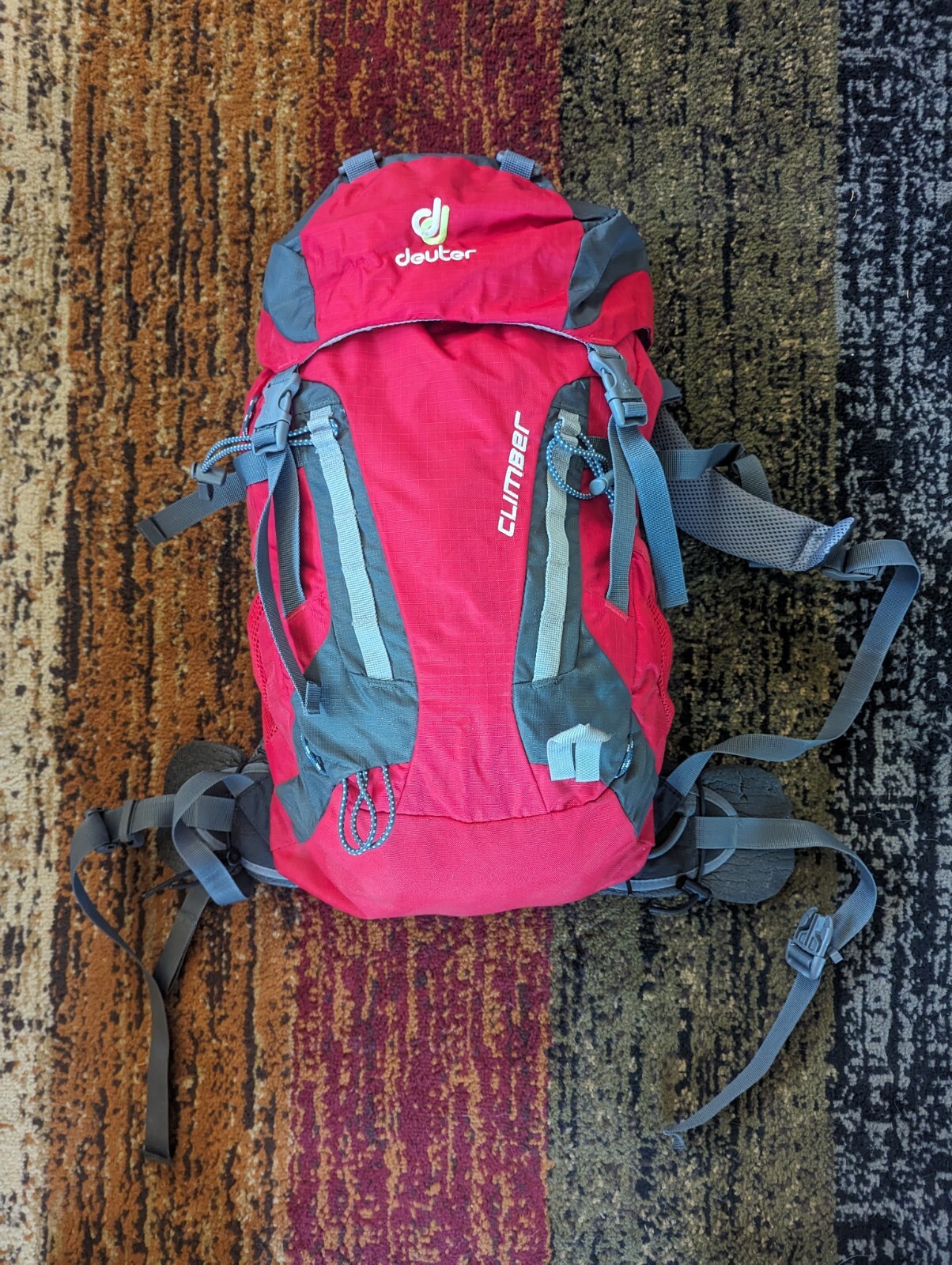 Deuter Climber Children's Hiking Backpack 22 Liter Pack Red Youth