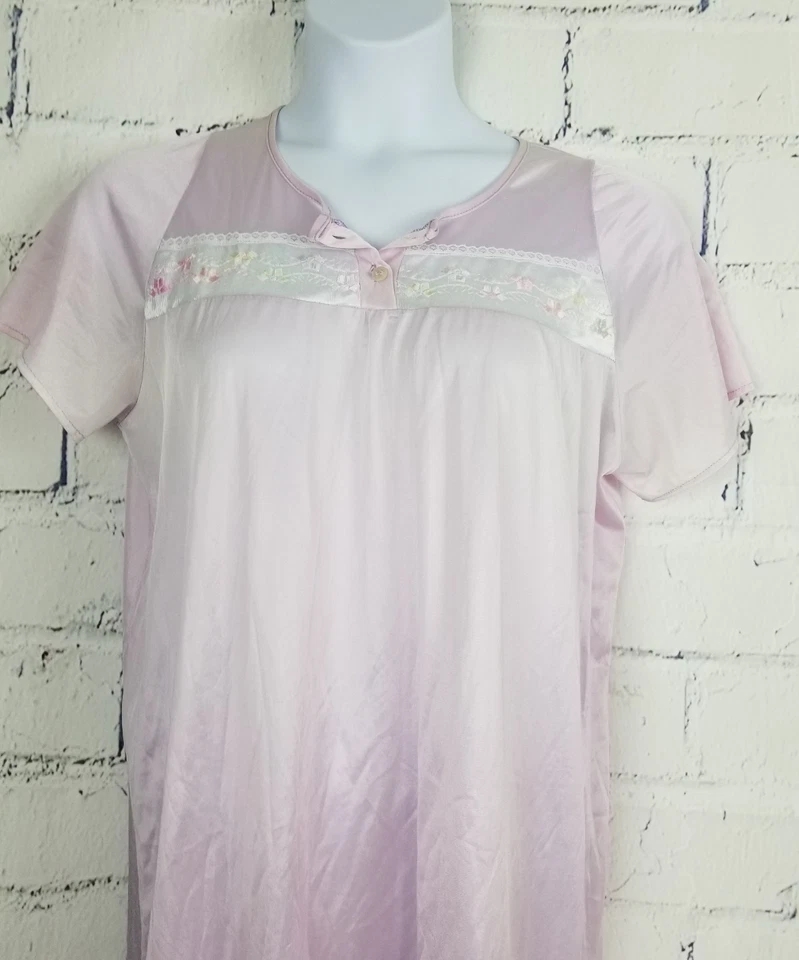 Camisón corto vintage Haband rosa nailon talla grande manga corta adornado Foto 2 de 4