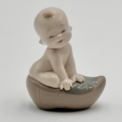 Nao Lladro ~Where do babies come from..? Clog Shoe Figurine 3.5 