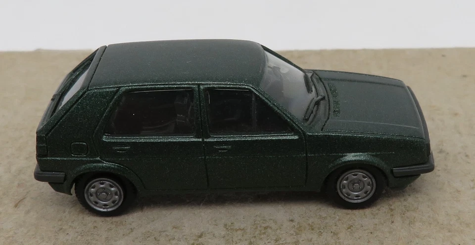 Herpa Ho 1/87 Volkswagen Golf II Facelift 4 Porte Verde Scuro No. Box #2048 - Immagine 3 di 4