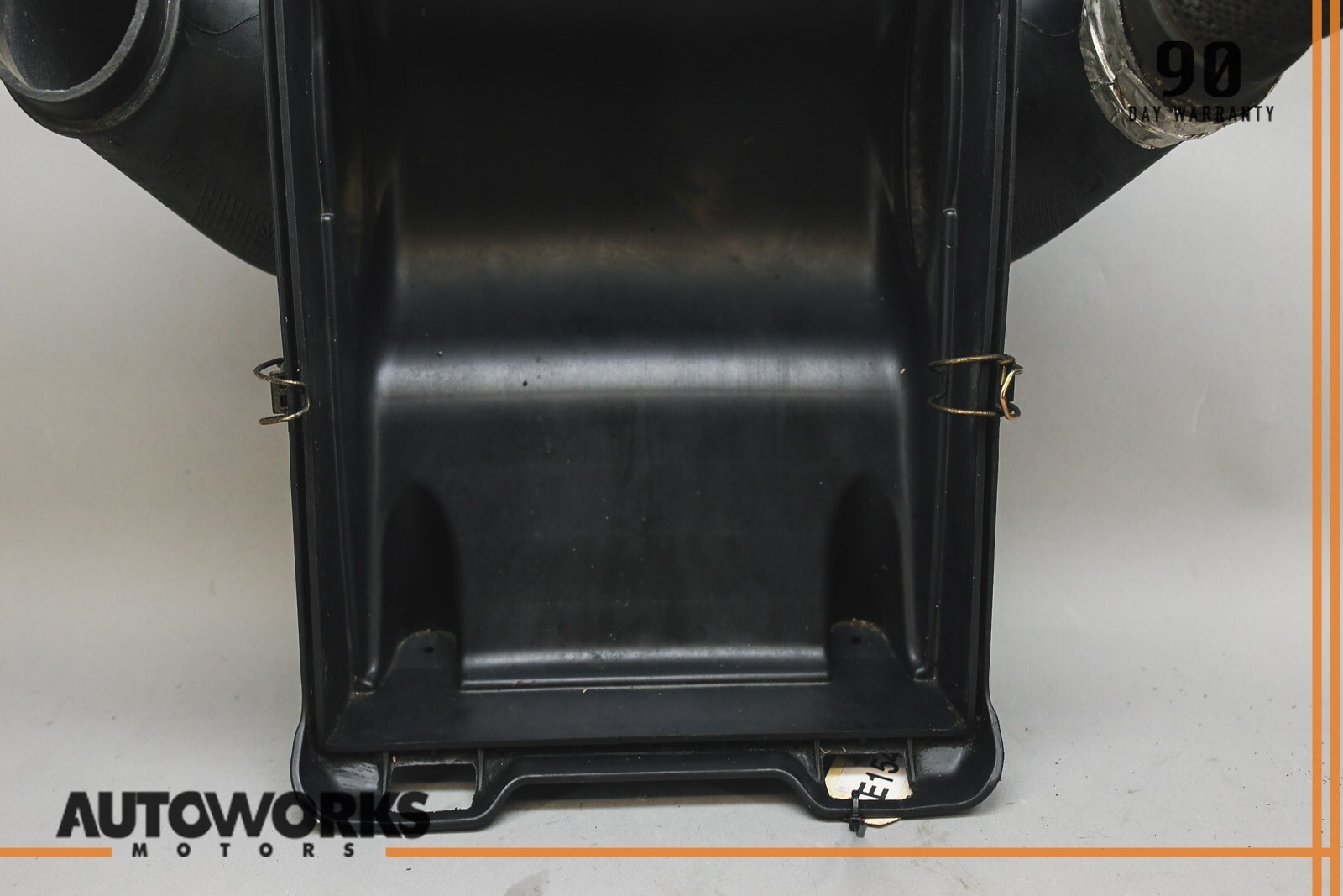 05-07 Maserati Quattroporte M139 4.2L Air Intake Cleaner Filter Housing Box OEM