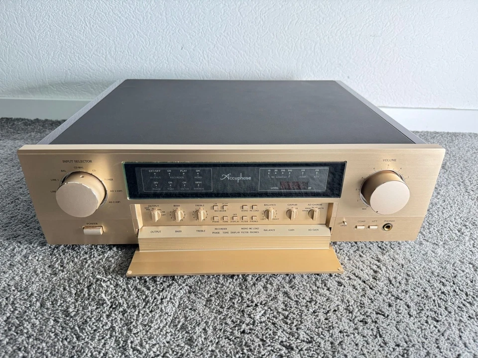 Accuphase C-2420 C2420 High End Stereo Vorstufe Vorverstärker kein P.I.A - Bild 3 von 4