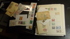 Stampsweis Yugoslavia collection in 2 post album Harris pages est 1500 Stamps
