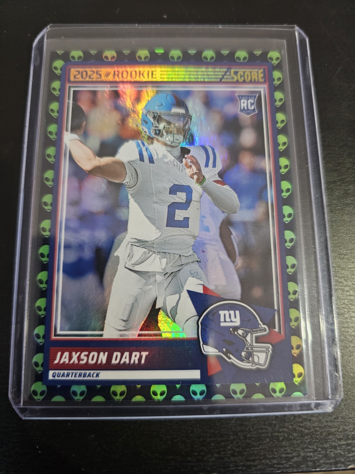2025 Score - Rookies Jaxson Dart #35 Extraterrestrial (RC)
