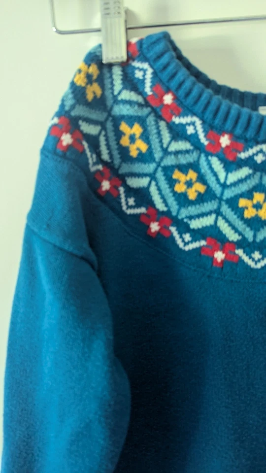 Suéter tejido nórdico azul amarillo rojo Hanna Anderson talla 10 (140) para niñas Foto 4 de 4