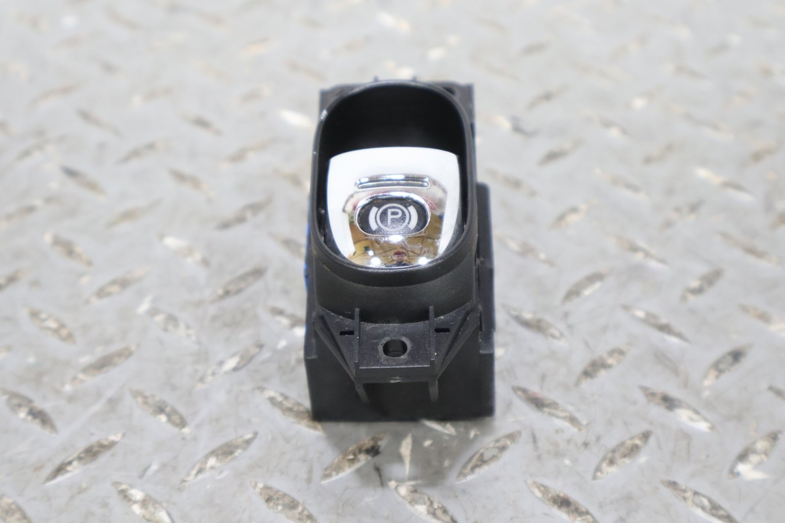 Bentley Flying Spur 2006-2012 Parking brake switch