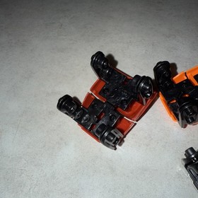 Lot of 3 K'NEX KNEX Micro Roller Coaster Cars Orange Red Silver Works