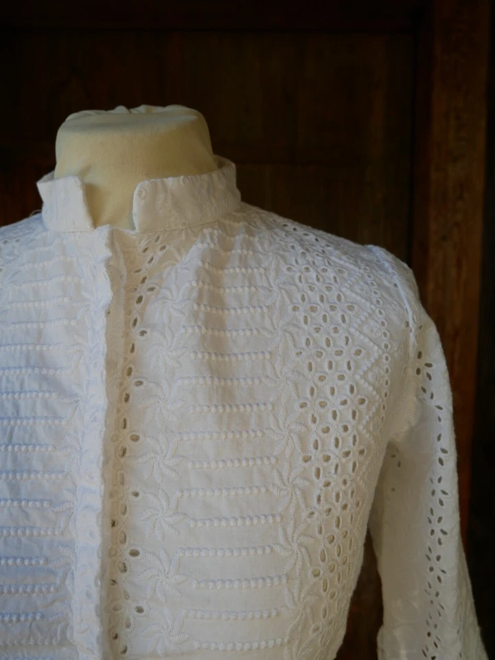 Dirndlbluse, Trachtenbluse, Neu, Spitzenbluse, Hochgeschlossene Bluse, 34, XS - Bild 2 von 3
