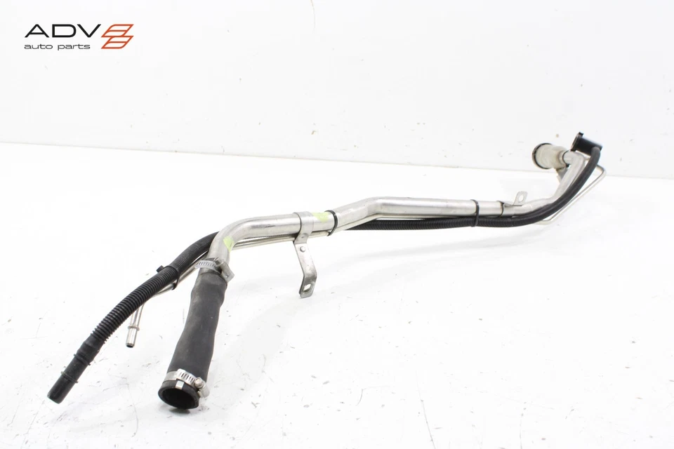 2017–2023 GMC ACADIA ТРУБКА ГОРЛОВИНЫ ГОРЛОВИНЫ ТОПЛИВНОГО БАКА ОТ ОРИГИНАЛЬНОГО ПРОИЗВОДИТЕЛЯ - Изображение 4 из 4