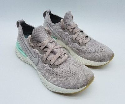 Nike Epic React Flyknit 2 Women's Size 7.5 Running Shoes Moon Particle *See desc