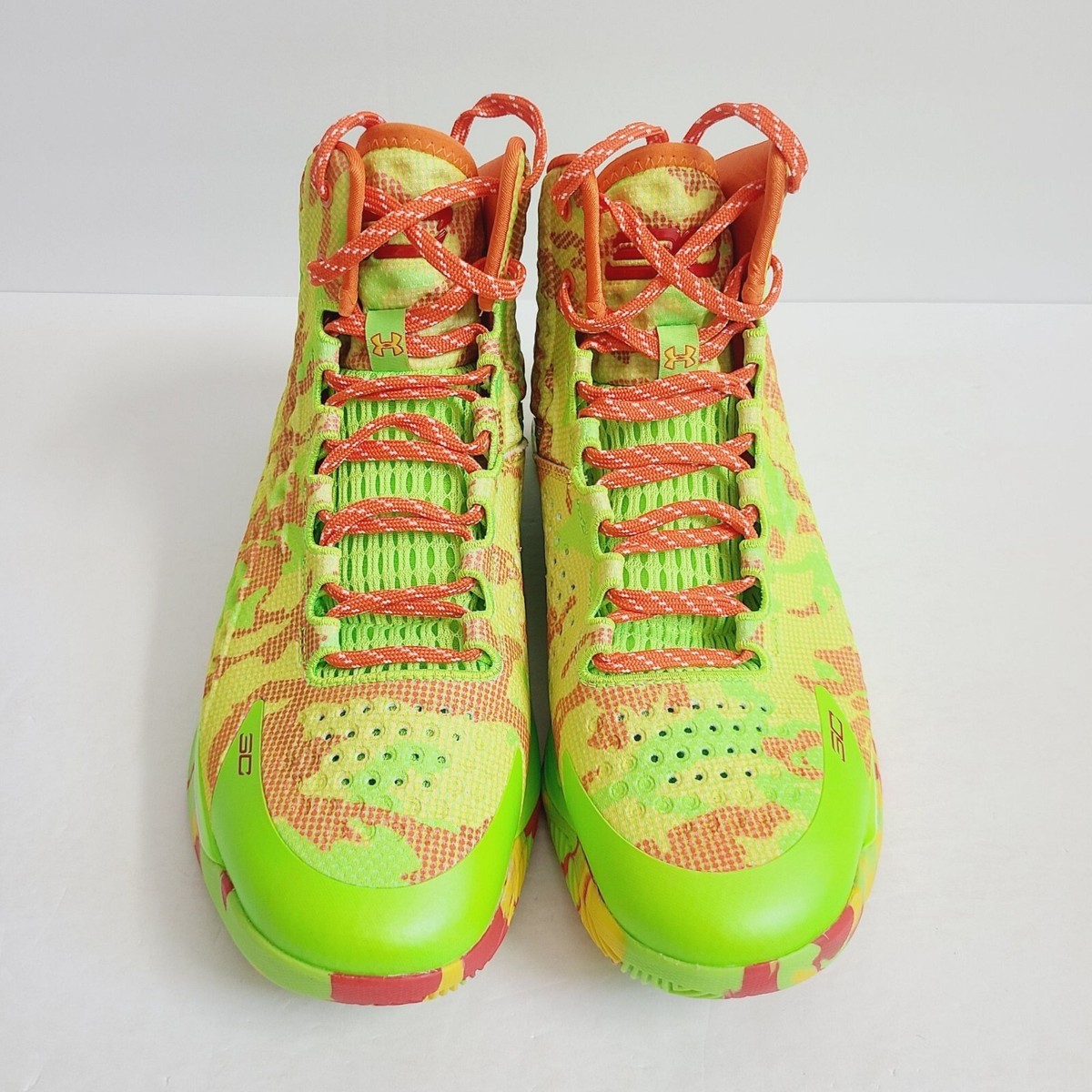 Under Armour  Curry 1 Retro Sour Patch Kids x 3026196 300 Basketball Shoe Size 8 Under Armour Curry 1 Retro Sour Patch Kids Basketball Shoes  main image 2