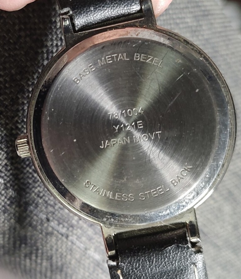 E. Gluck Corporation 78/1004 Wristwatch Y121E Watch for  display picture 3