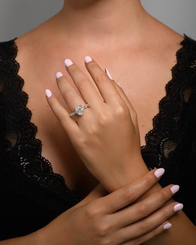 Diamond Engagement Ring VS1 F 6 Carat Lab Created 18k Rose Gold IGI Special - Picture 4 of 5
