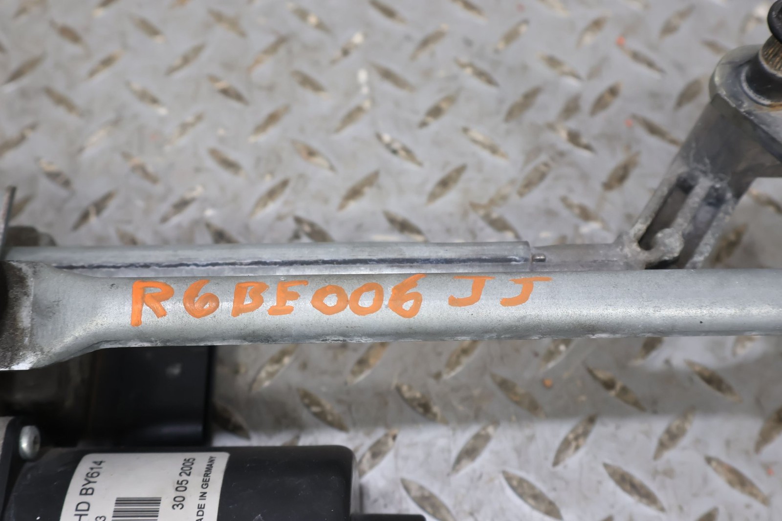 Bentley Continental 2006 Wiper linkages Set