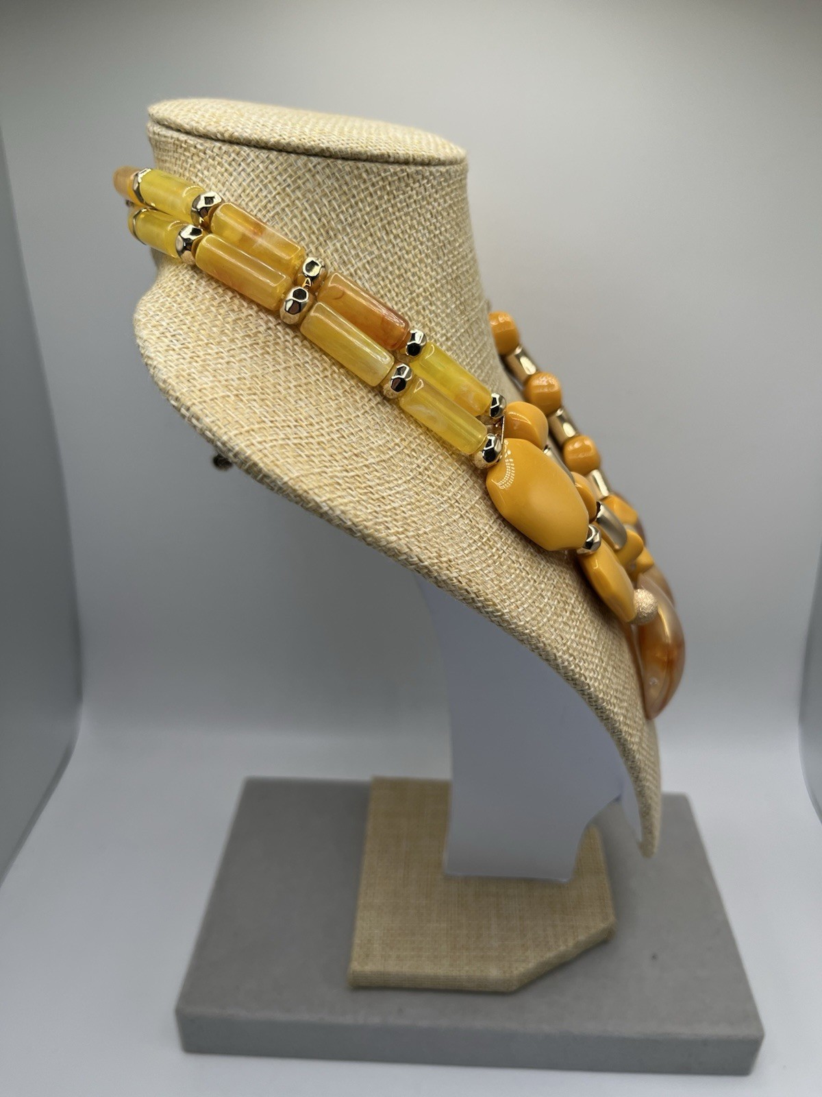 C1946 Yellow Marble Lucite Glows Statement Neckla… - image 8