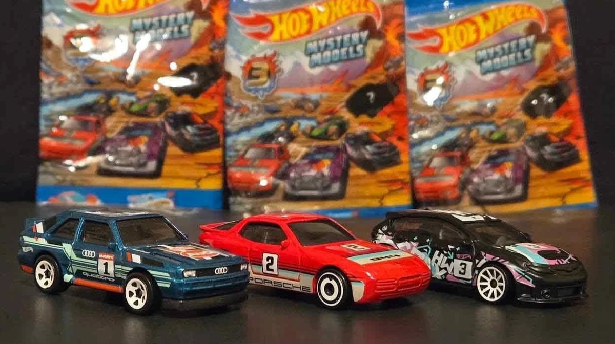 ホットウィール　ミステリーモデル 3 Hot Wheels 2024 Mystery Model Series 3 (#3-#10) - YouTube