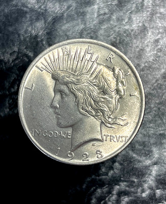 1923 Uncirculated SILVER Peace Dollar - Satin Smooth Surfaces! Light Toning!