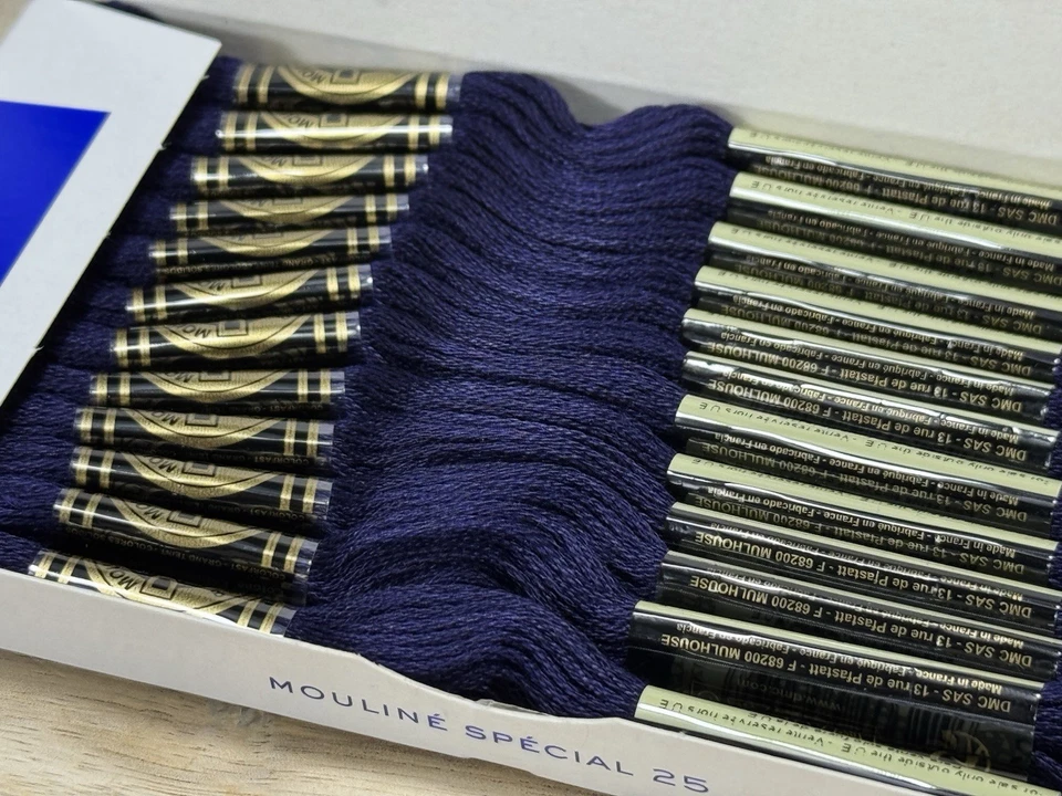 ✅NEW ✅DMC 25 EMBROIDERY FLOSS ✅MOULINE ✅FRANCE ✅100% COTTON ✅#939 ✅ 2 Boxes - Image 2 of 4