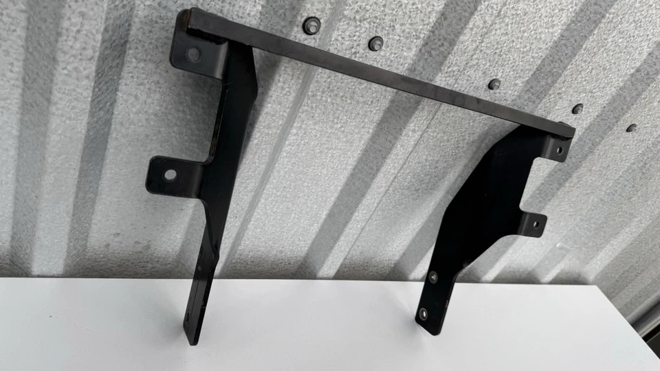 Soporte silenciador Harley Davidson Vance&Hines 2009-2023 TriGlide 697-P Foto 3 de 4