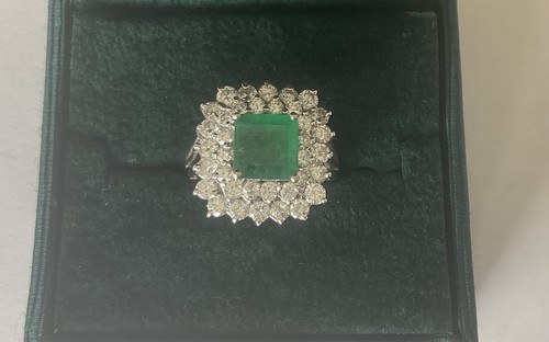 VTG Genuine 18K White Gold Emerald Cut Emerald+Diamond Ring 5.4g SZ 4 1/2 - Picture 2 of 6