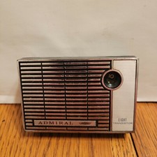 Vintage Admiral AM Transistor Radio YD201GP 
