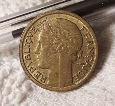 Small French Bronze 50 Centimes ~ 1932 - 1941  Vintage Coin Of France, (1 Coin)
