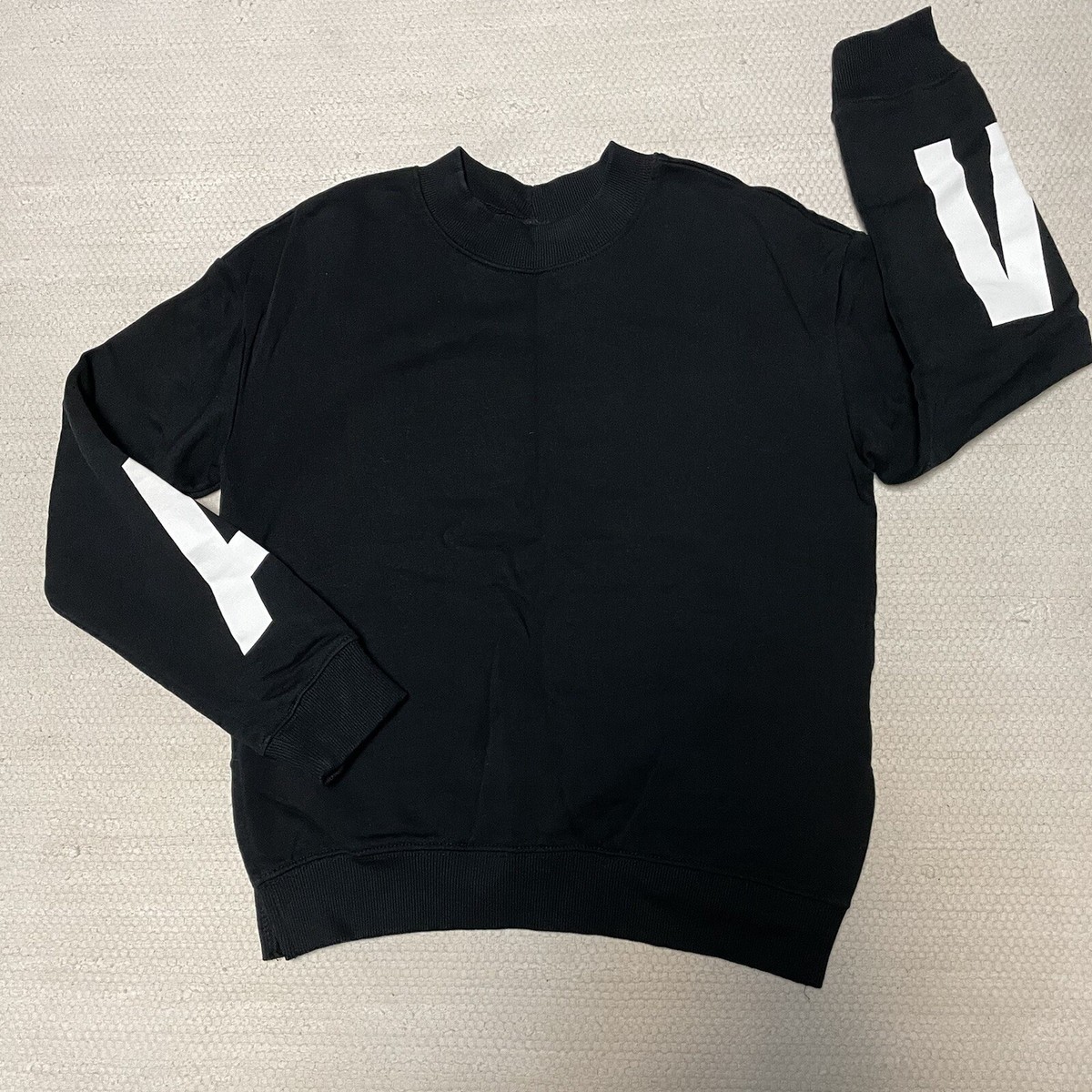 Divided by H&M Black Crewneck Pullover Sweatshirt Size XS | eBay