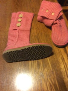 pink uggs size 7