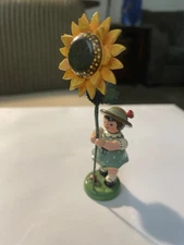 HUBRIG VOLKSKUNST WOODEN GIRL WITH SUNFLOWER 4.25"