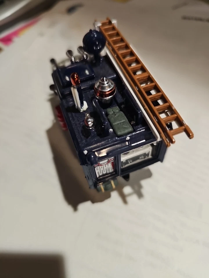 Matchbox Models of Yesteryear YFE26 1952 Royal Navy  Land Rover - Image 3 of 4