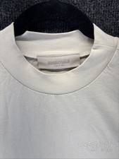 Fear of Gods Essentials T-Shirt Medium Cream Cropped GUC