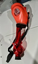 INHALE®️  HIGH QUAITY SILICONE GAS MASK SMOKING HOOKAH PIPE A SKULL DESIGN PIPE