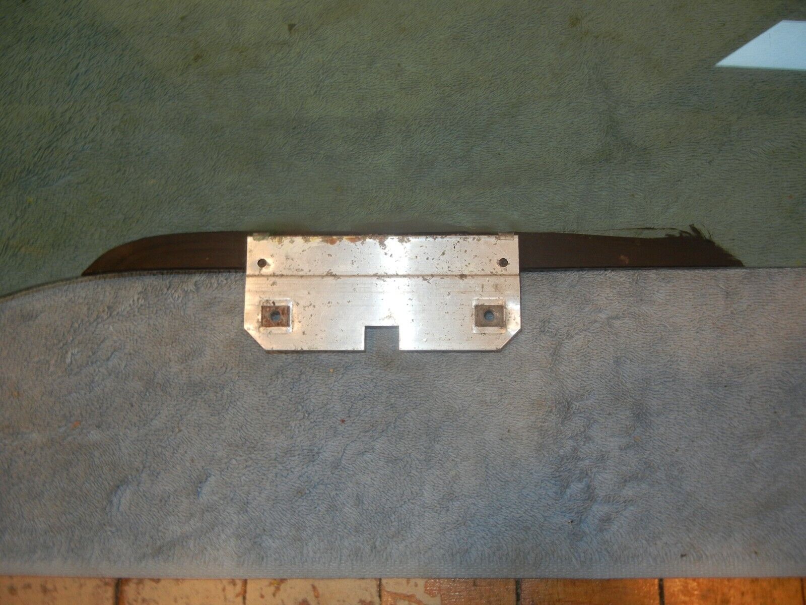 Picture 2 of 9