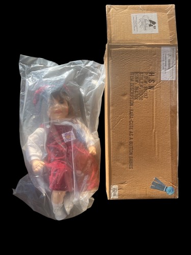 KARA CUTE AS A BUTTON 21" Doll Of The Year Award Cloth Weighted Body Vinyl 1998 - Picture 7 of 7